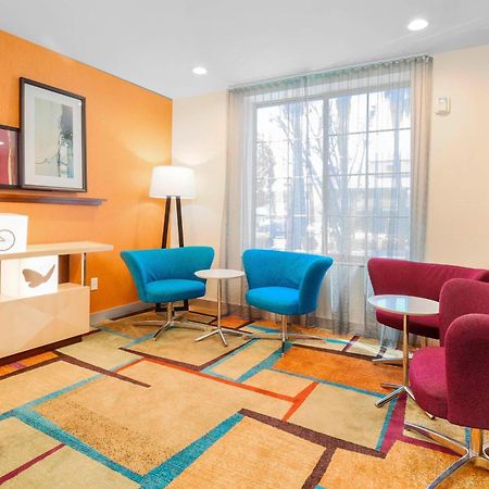 Fairfield Inn & Suites テメキュラ エクステリア 写真