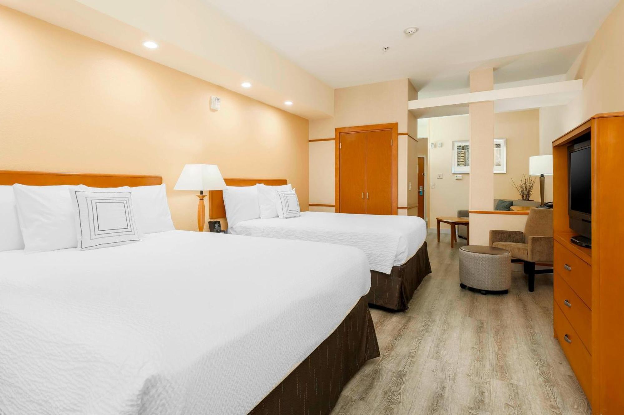 Fairfield Inn & Suites テメキュラ エクステリア 写真